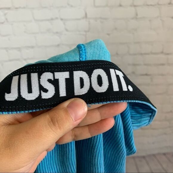 Nike Dri Fit Women's Running Leggings Size Small  Blue Pinstripe EUC - Picture 8 of 10